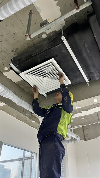 美的中央空調(diào)清洗